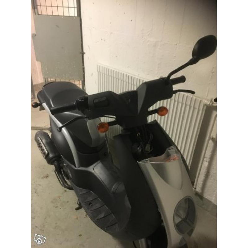 45 Moped